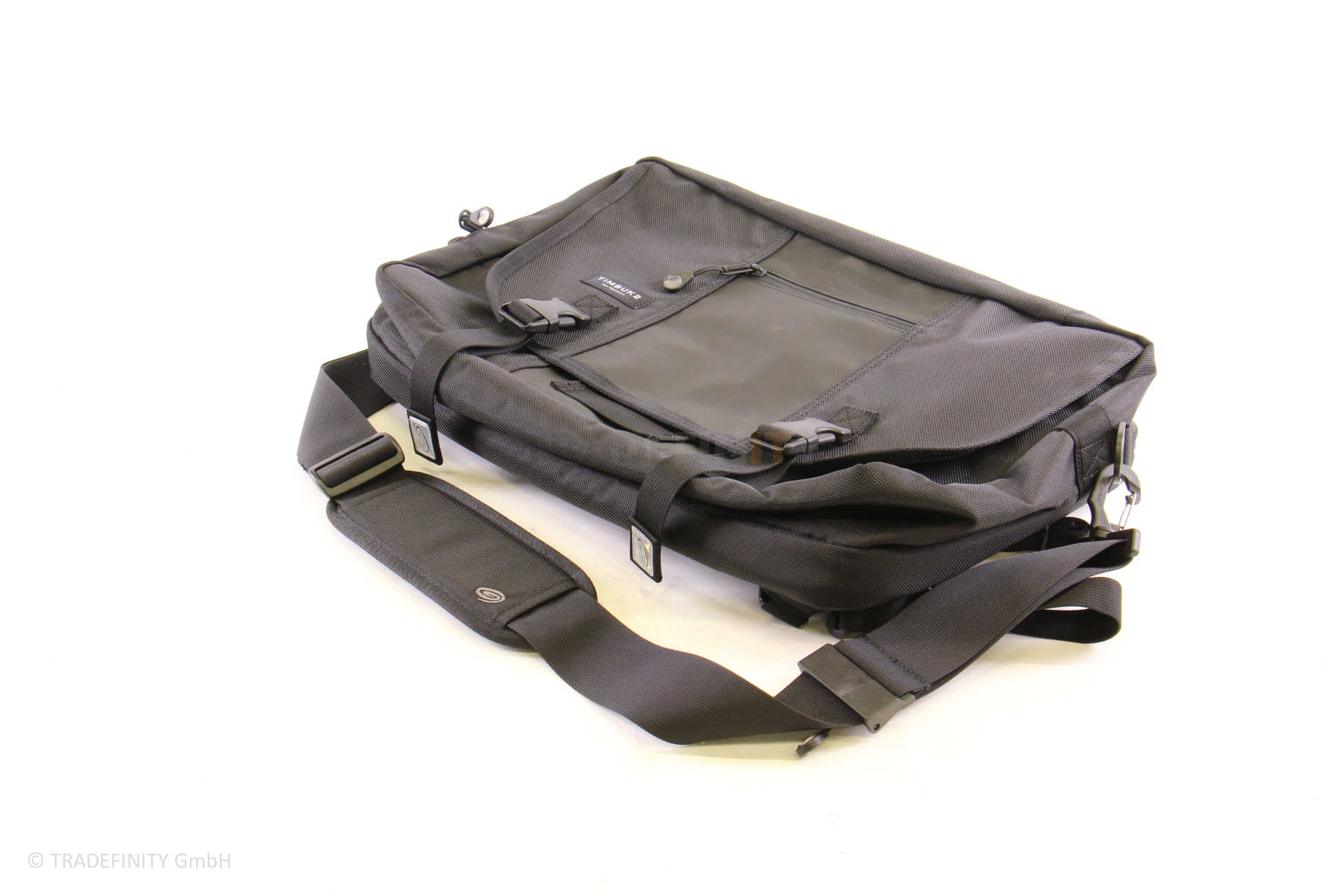 Notebook carrying case (17-inch)